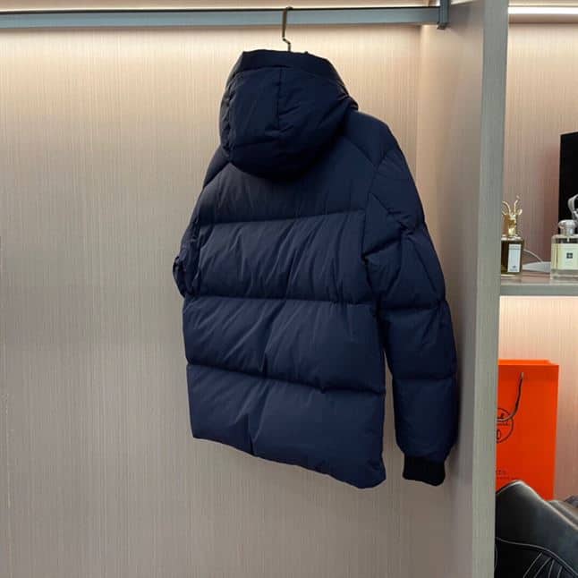 MONCLER AMBOISE SHORT DOWN COAT – MC039