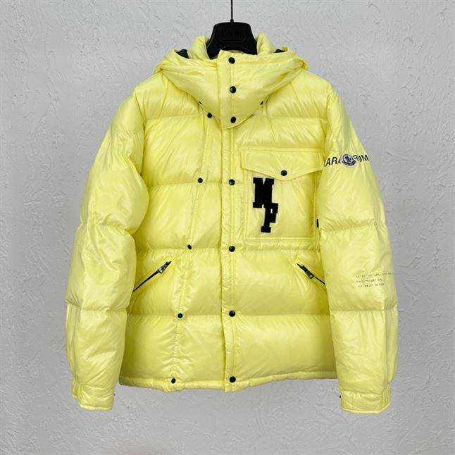 MONCLER ANTHEMIOCK SHORT DOWN JACKET – MC042