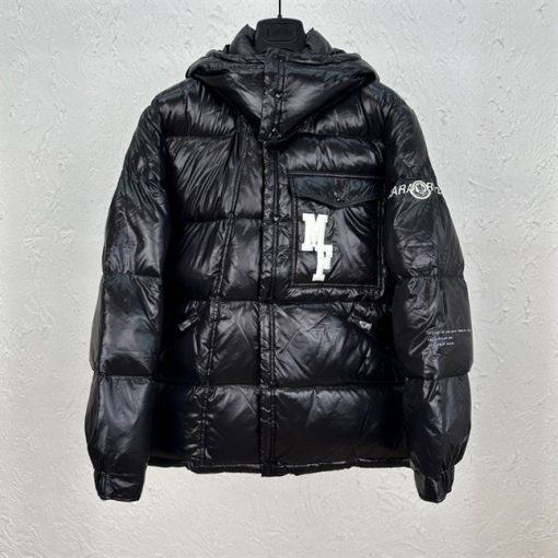 MONCLER ANTHEMIOCK SHORT DOWN JACKET – MC044