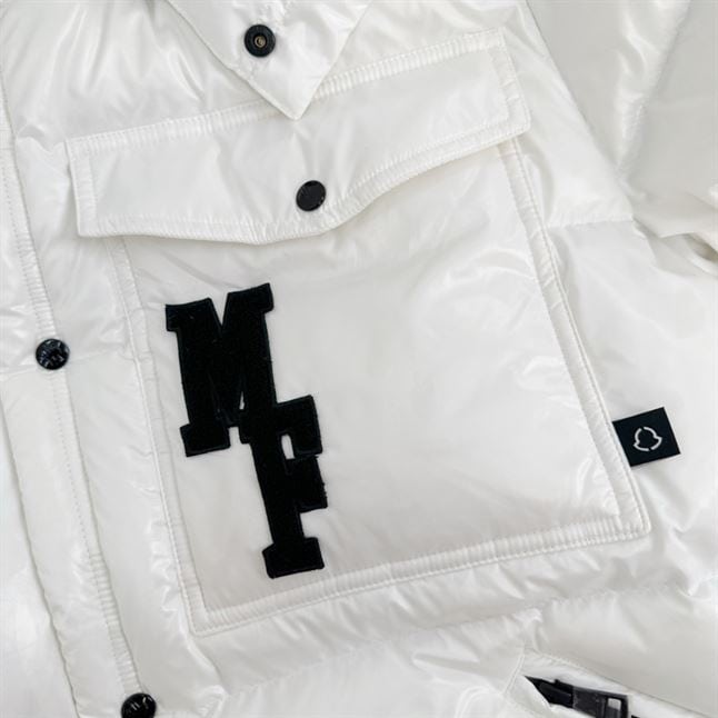 MONCLER ANTHEMIOCK SHORT DOWN JACKET – MC046