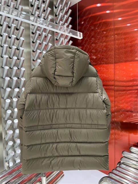 MONCLER BAUGES LEATHER-TRIMMED QUILTED SHELL HOODED DOWN JACKET – MC084