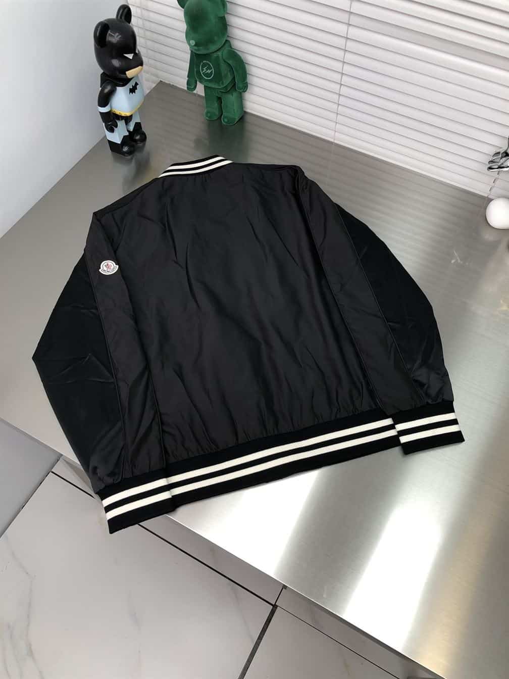 MONCLER BOMBER JACKET – MC098
