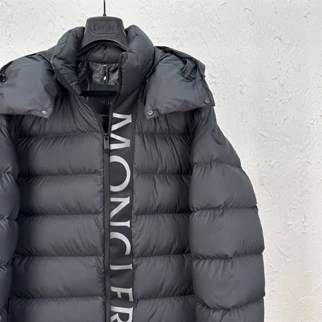 MONCLER CERCES DOWN JACKET – MC060