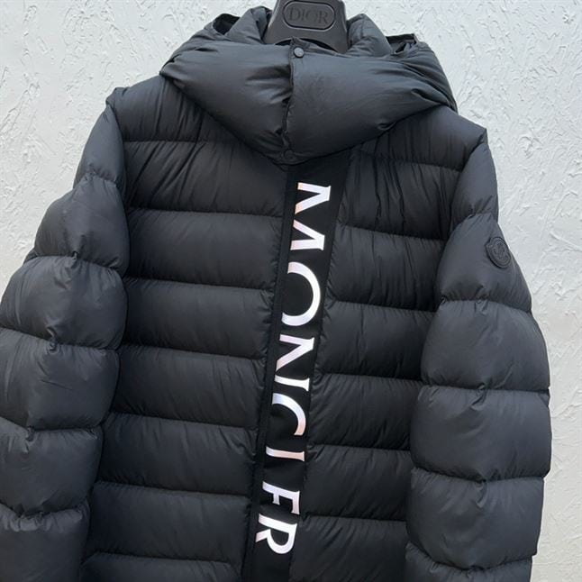 MONCLER CERCES DOWN JACKET – MC060