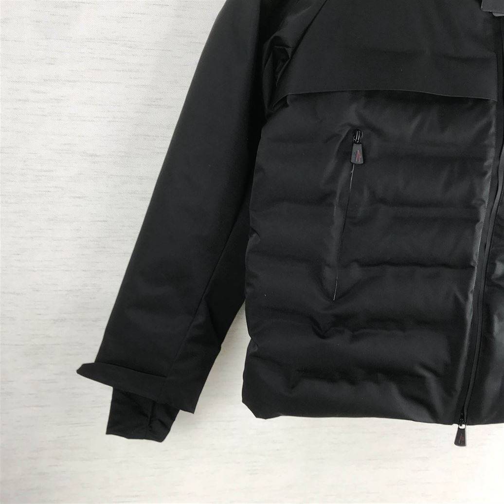 MONCLER COAT – MC102