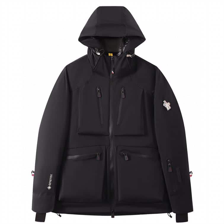 MONCLER COAT – MC105