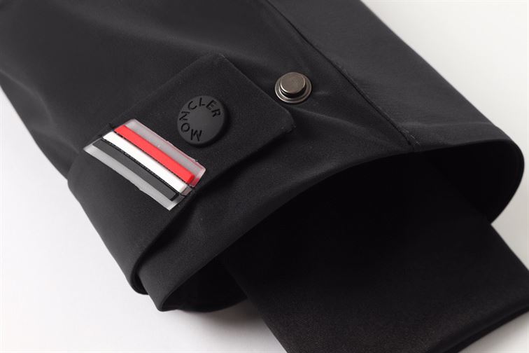 MONCLER COAT – MC105