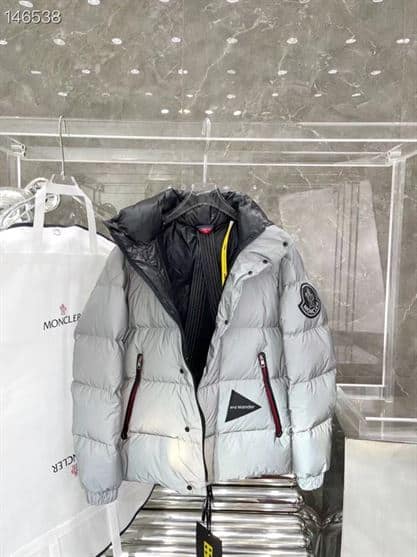 MONCLER COAT – MC115