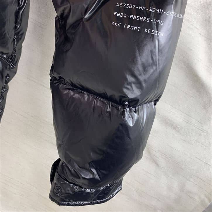 MONCLER COAT – MC117