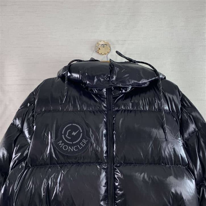MONCLER COAT – MC117