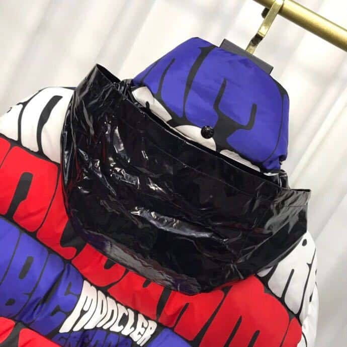 MONCLER COAT – MC124