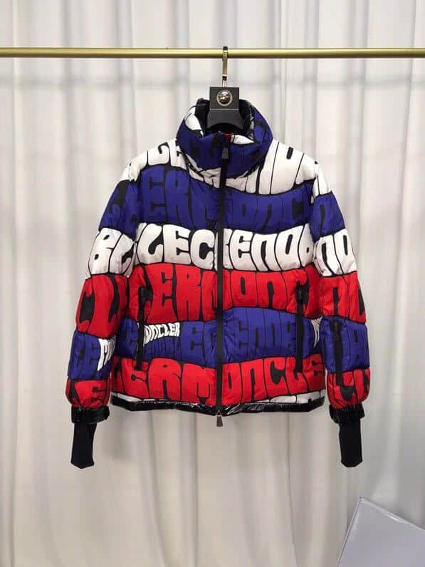 MONCLER COAT – MC124