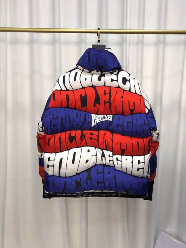 MONCLER COAT – MC124