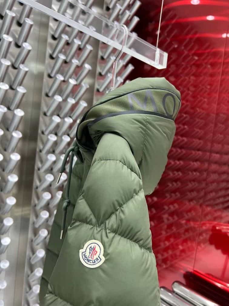 MONCLER COAT – MC130