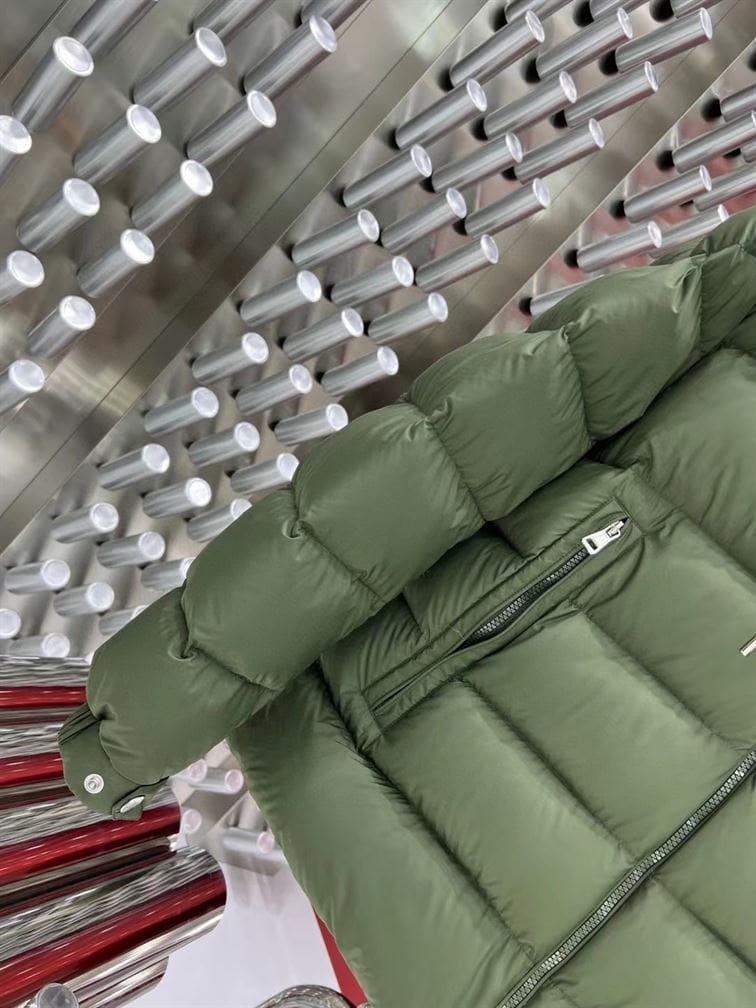 MONCLER COAT – MC130