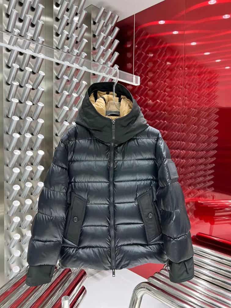 MONCLER COAT – MC132