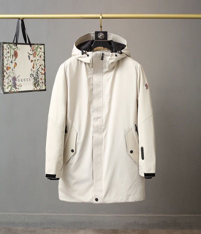 MONCLER COAT – MC135