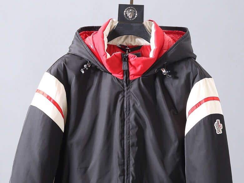 MONCLER COAT – MC140