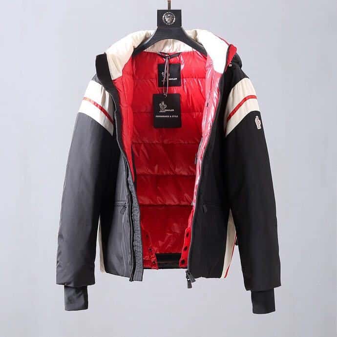 MONCLER COAT – MC140