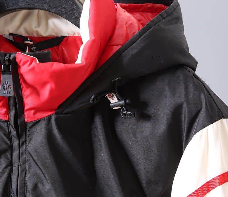MONCLER COAT – MC140