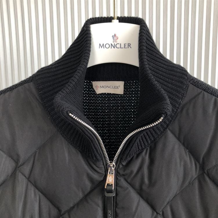 MONCLER COAT FOR MEN – MC002