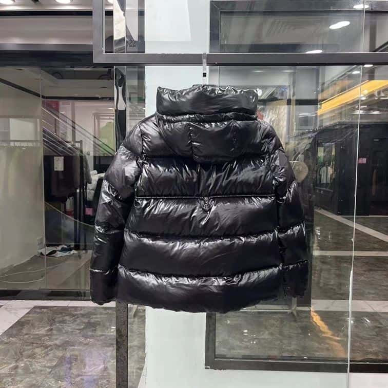 MONCLER COAT FOR MEN – MC005