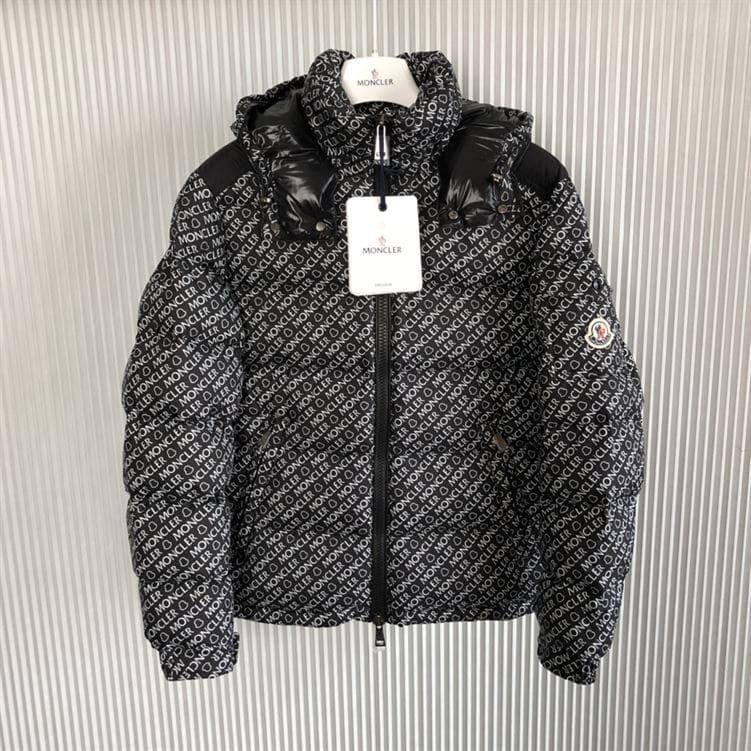MONCLER COAT FOR MEN – MC007