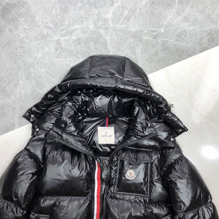 MONCLER COAT FOR MEN – MC008