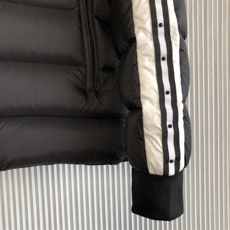 MONCLER COAT FOR MEN – MC011