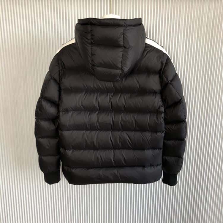 MONCLER COAT FOR MEN – MC011