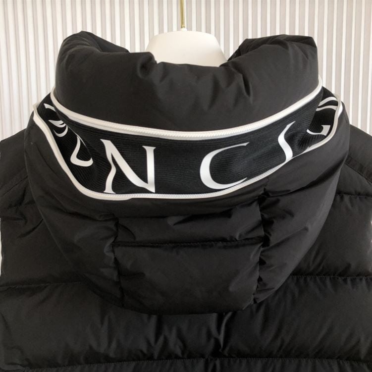 MONCLER COAT FOR MEN – MC012
