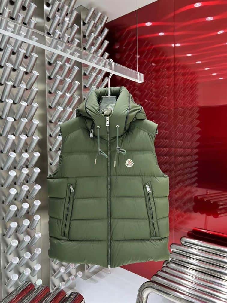 MONCLER DOWN GILET – MC131