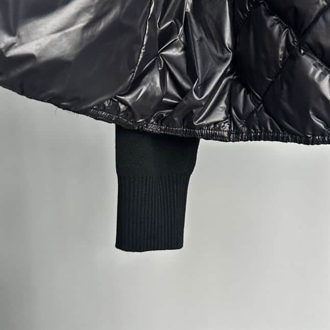 MONCLER DOWN PUFFER WOOL CARDIGAN – MC031