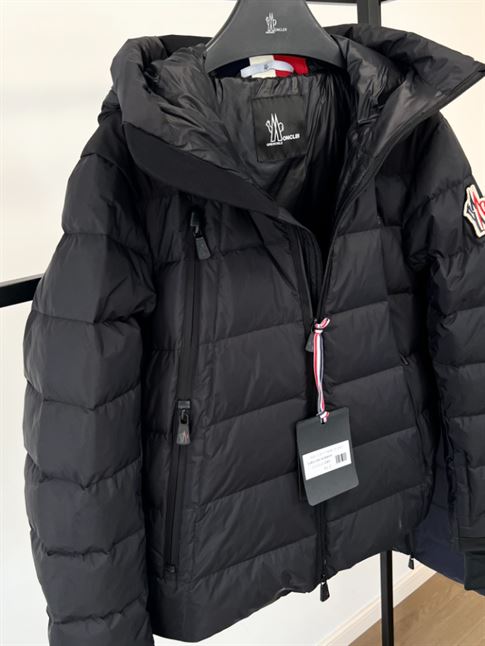 MONCLER GRENOBLE CAMURAC DOWN JACKET – MC052
