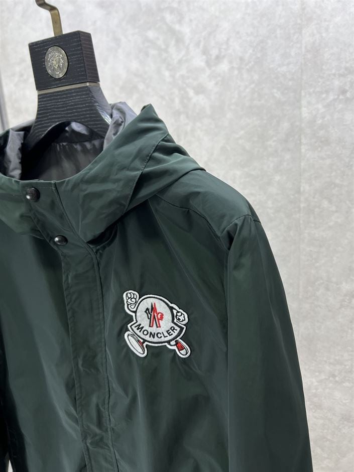 MONCLER GUIERS RAIN JACKET – MC101