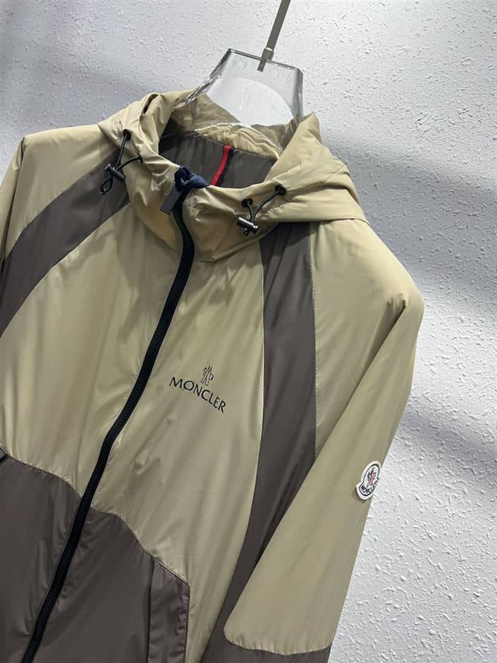 MONCLER JACKET – MC096