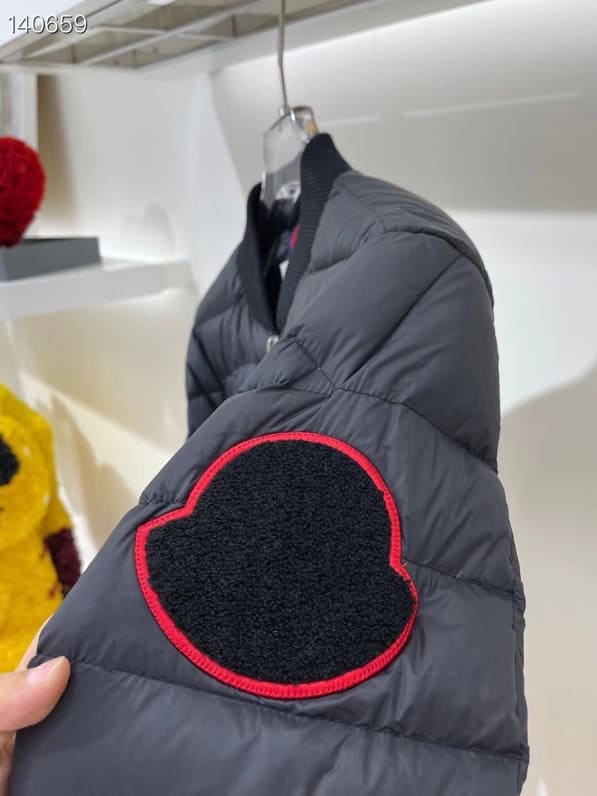 MONCLER JACKET – MC110