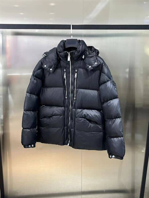 MONCLER JACKETS – MC038