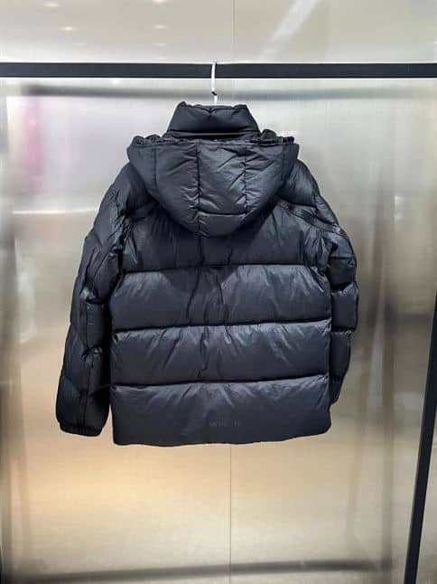 MONCLER JACKETS – MC038