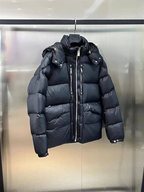 MONCLER JACKETS – MC038