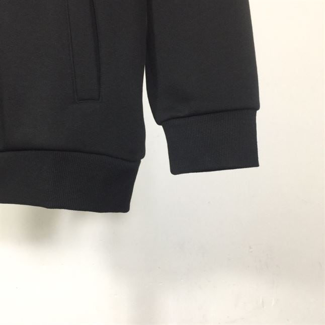 MONCLER JACKETS – MC040