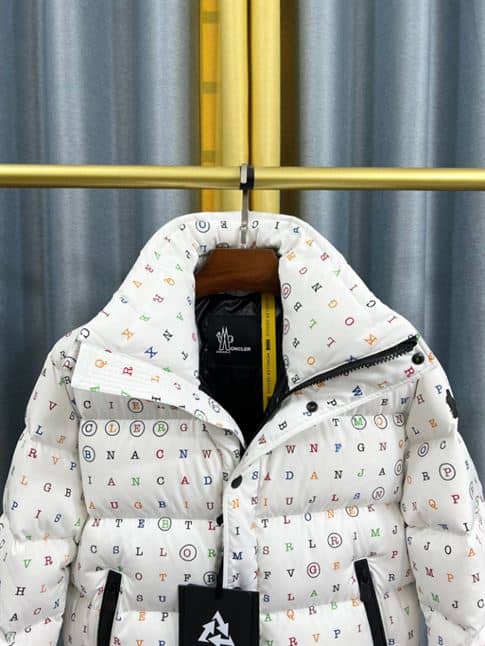 MONCLER JACKETS – MC054