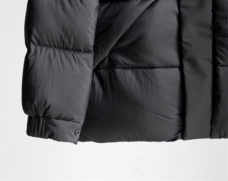 MONCLER JACKETS – MC074