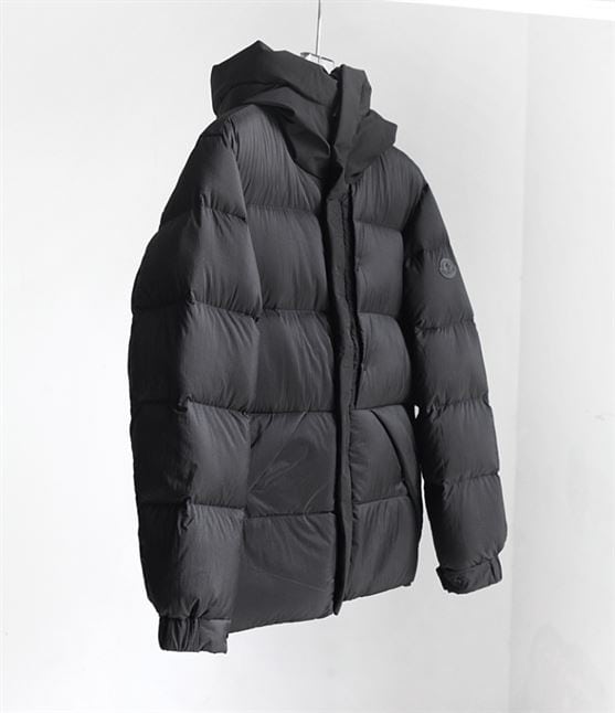 MONCLER JACKETS – MC074