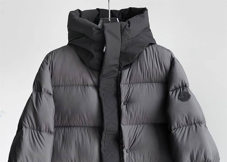 MONCLER JACKETS – MC075