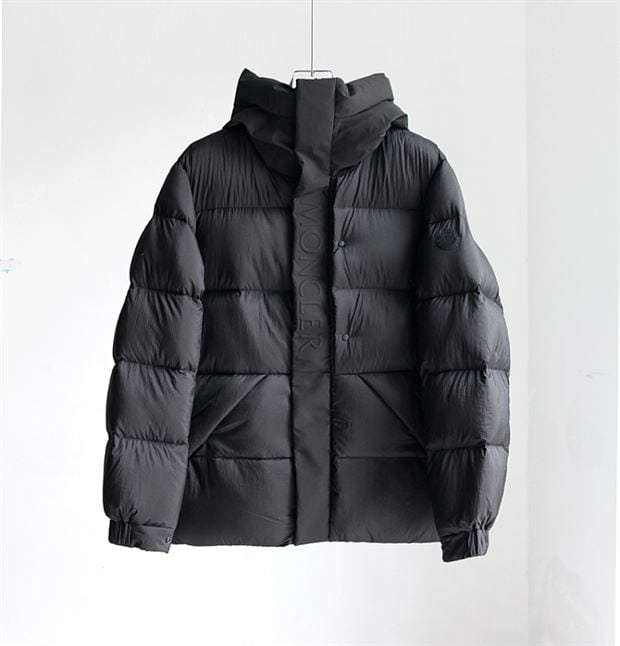 MONCLER JACKETS – MC075