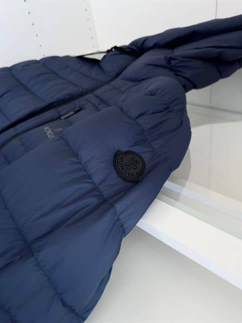 MONCLER JACKETS – MC086