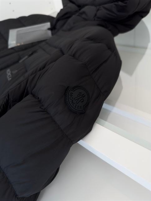 MONCLER JACKETS – MC087