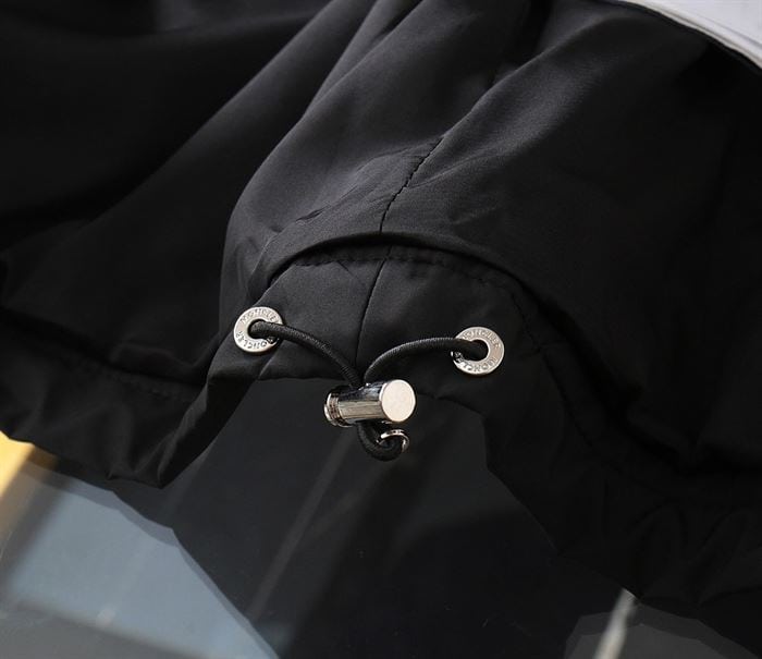 MONCLER LOZERE SHORT DOWN JACKET – MC094