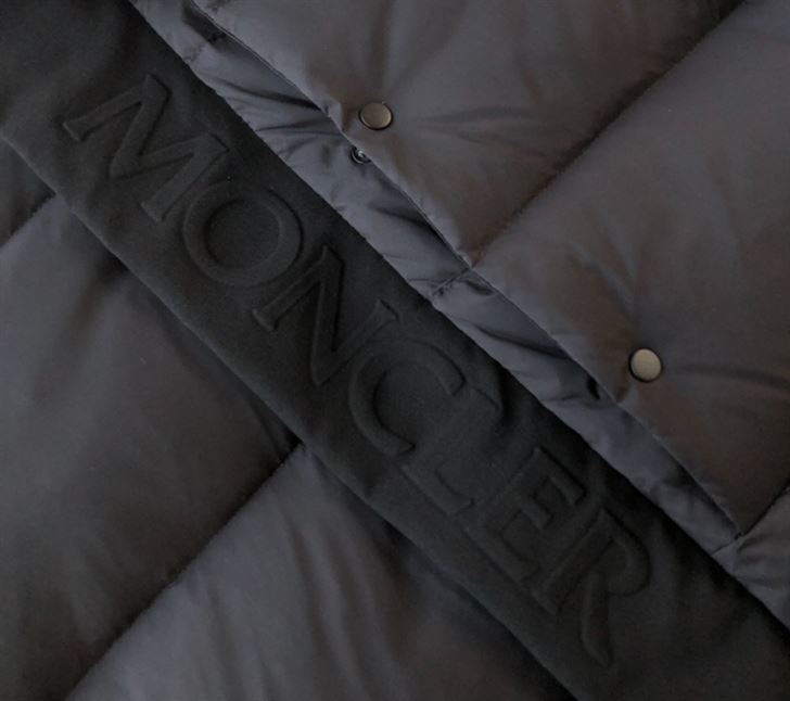 MONCLER MADEIRA DOWN JACKET – MC088